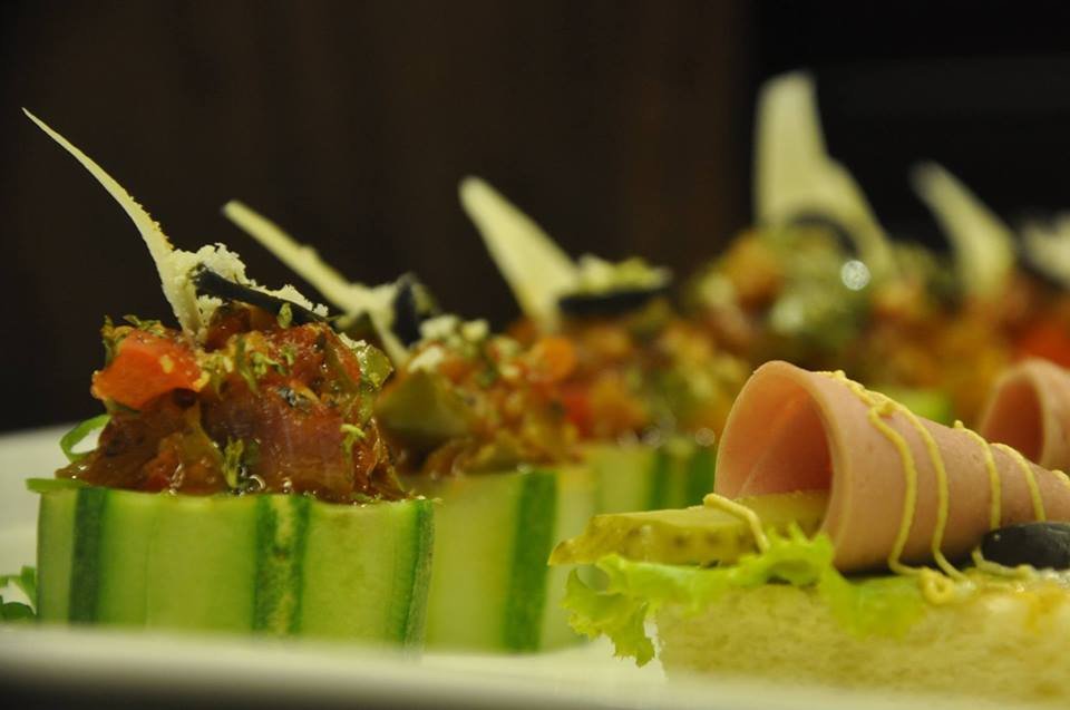 Cozy Sizzler Restaurant