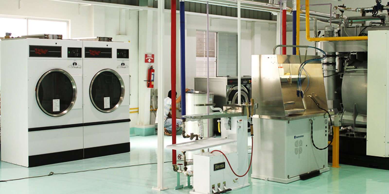 Pressto dry cleaner & launderer