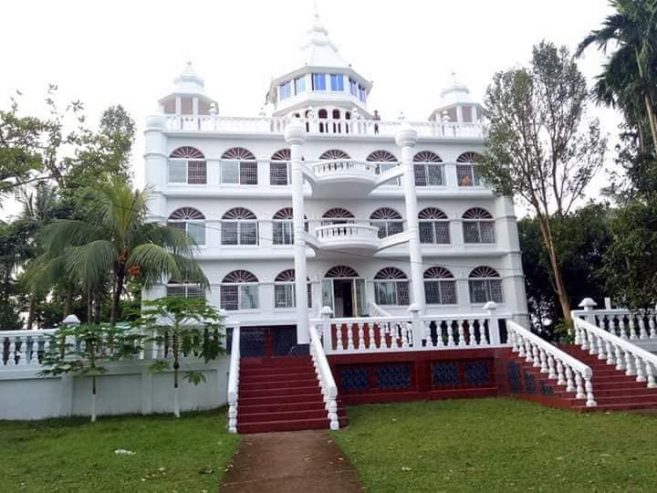 Hill Taj Resort