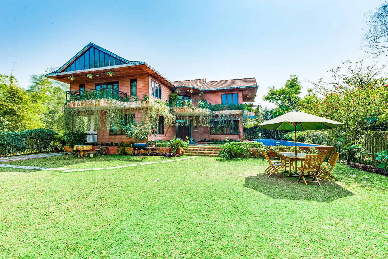 Leisure Villa Rental