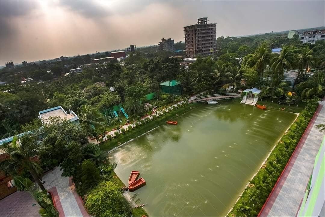 Green View Resort & Convention Center Ltd