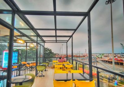 Lopo Soana Rooftop Restaurant & Cafe